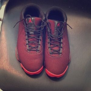 Jordan horizon lows. Worn 5 times